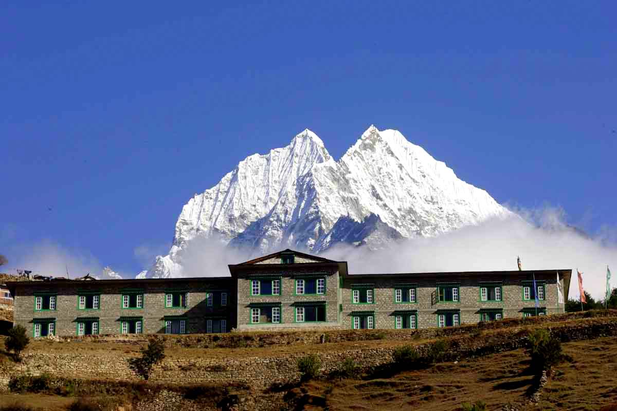 Mountain lodge in EBC 5