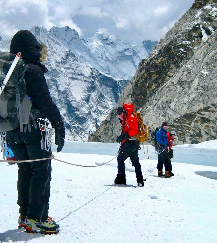 Island Peak Expedition (6,160 m)