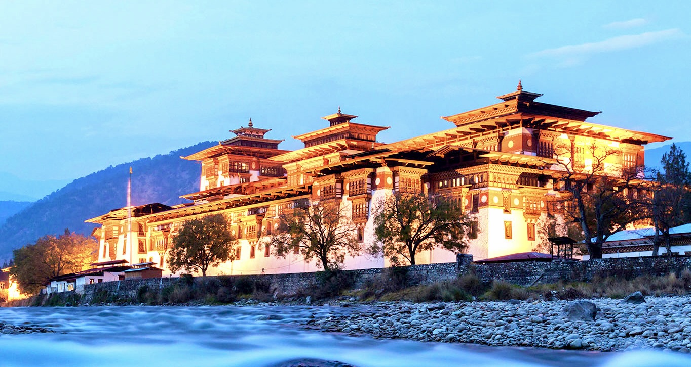 Bhutan Tour 7 Days luxury holidays