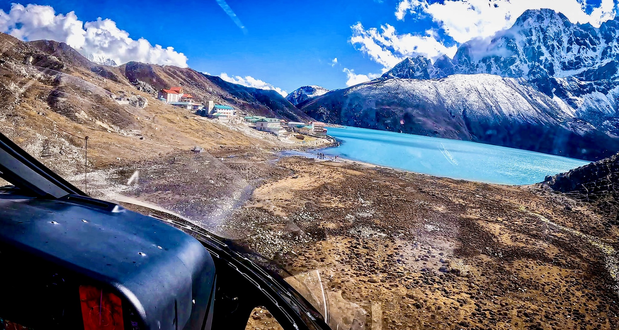 Gokyo Heli landing