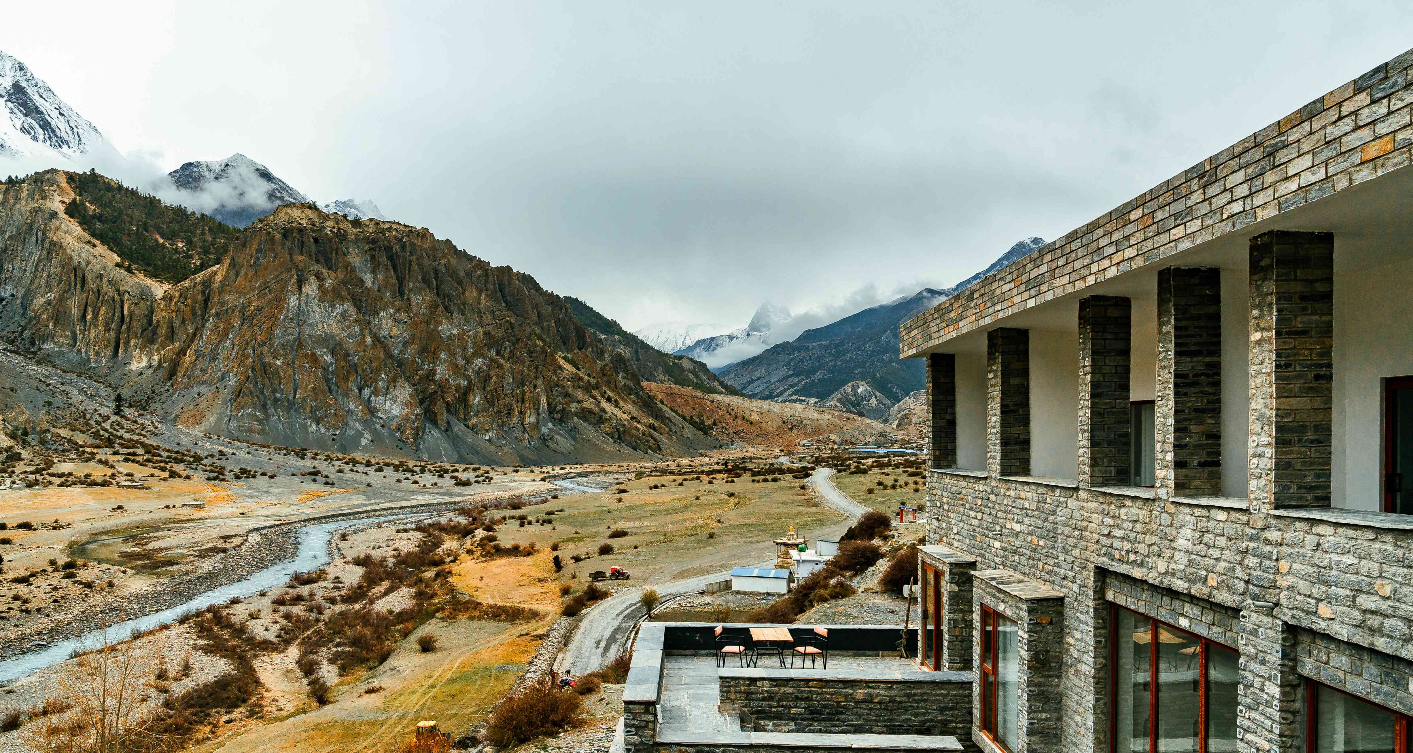 Manag Luxury Trek 15