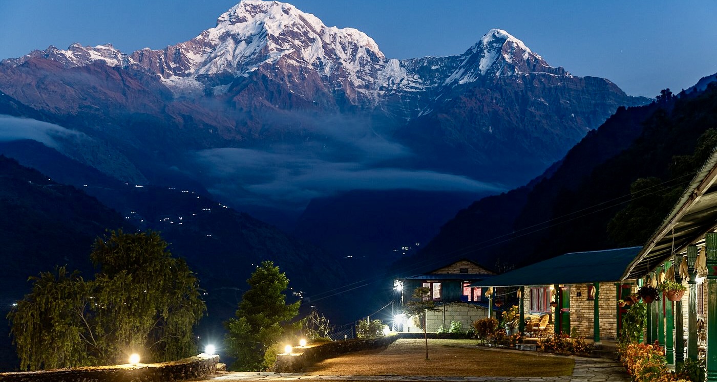 Mountain Lodges Of Nepal (1)